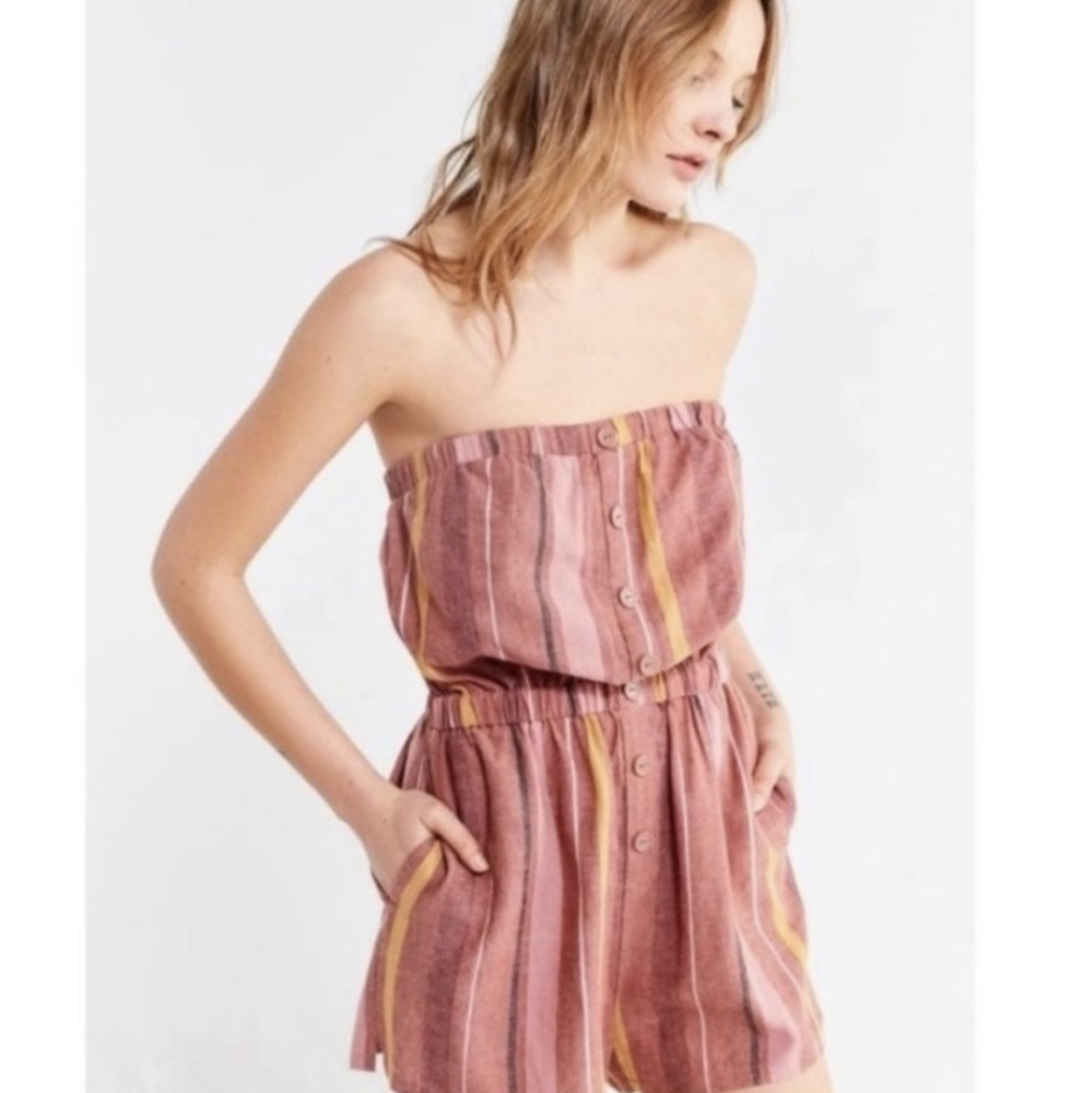 Urban Outfitters Striped Sleeveless Romper Size S